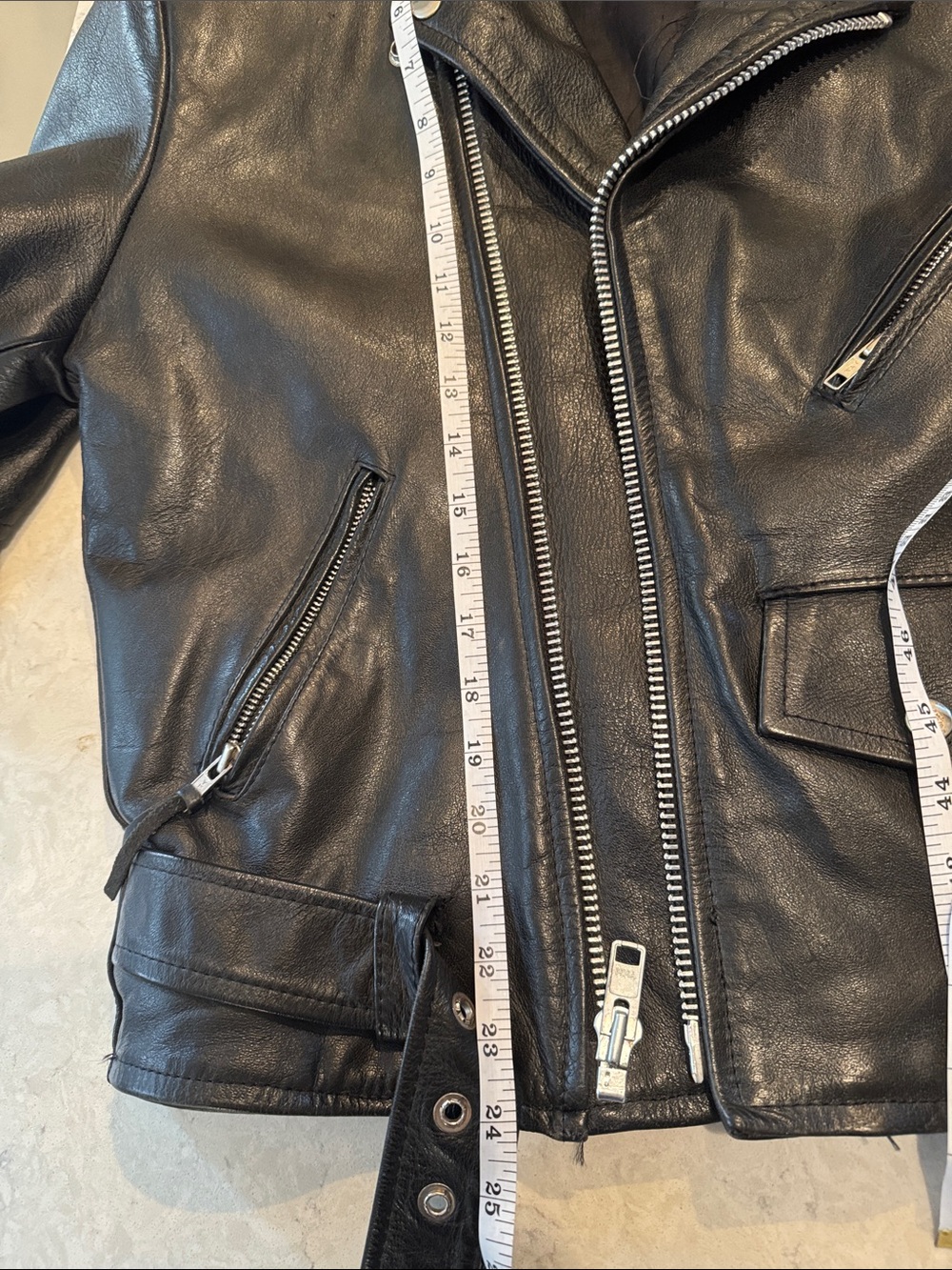 Wilsons Leather Motorcycle Jacket with Harley-Davidson Back Patches - Picture 9 of 9
